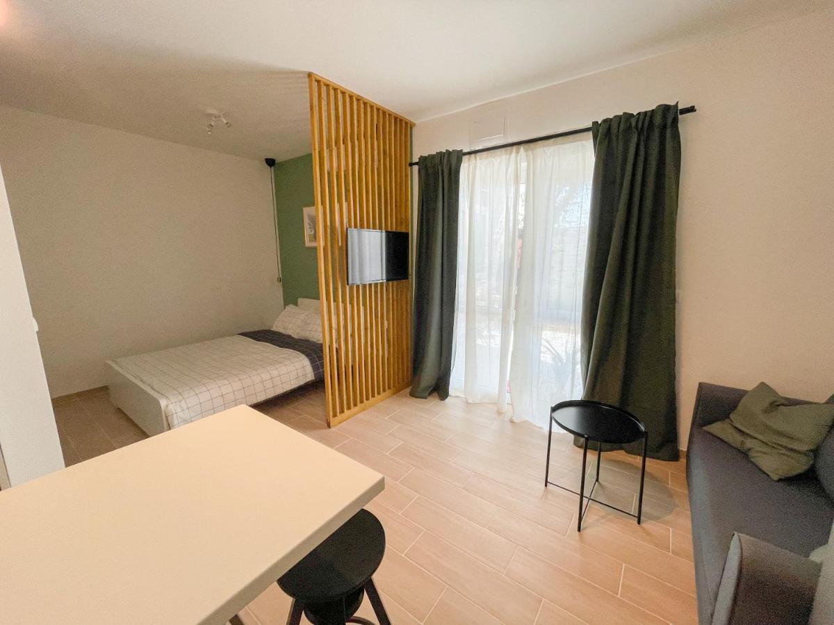 Modern Studio Overlooking Downtown Makarska Bagian luar foto