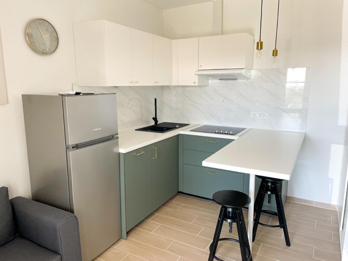 Modern Studio Overlooking Downtown Makarska Bagian luar foto